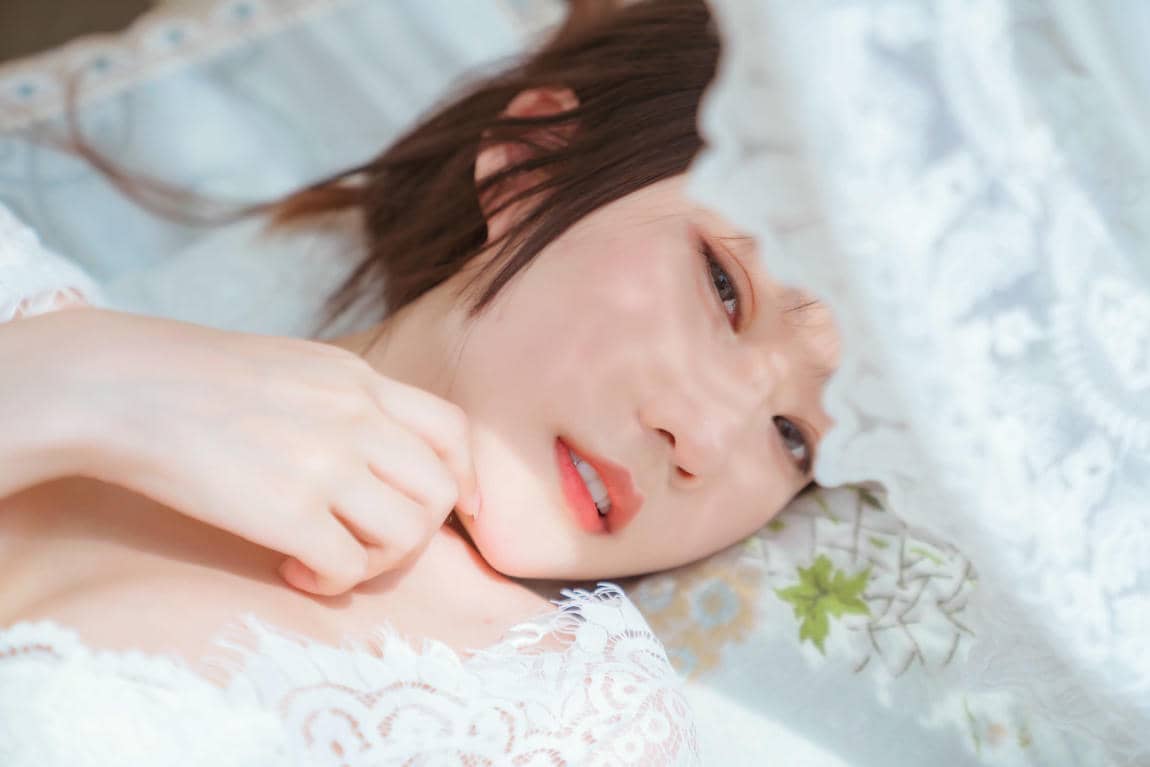 香草喵露露 NO.005 玻璃房少女