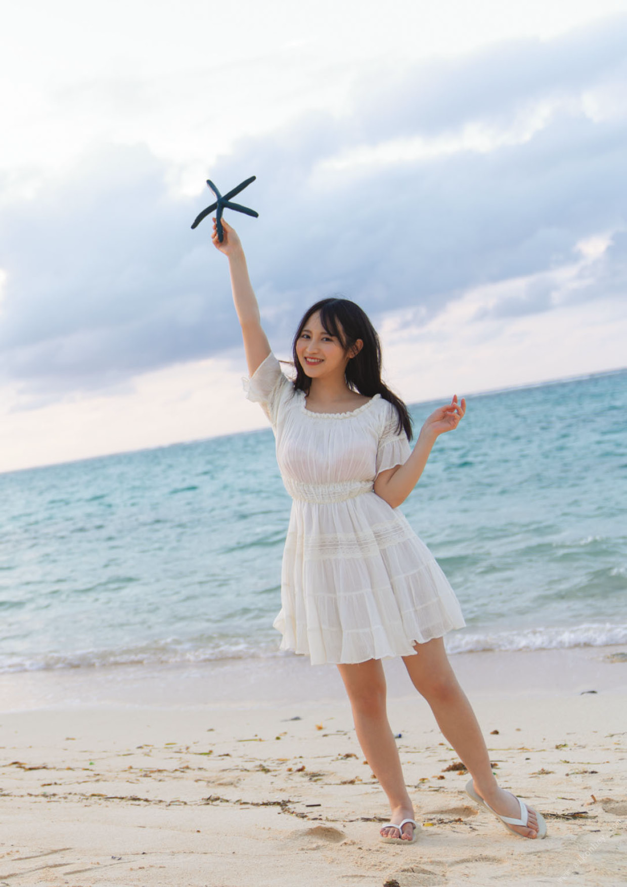 【電子限定増ページ版】小野六花1st写真集『初花』