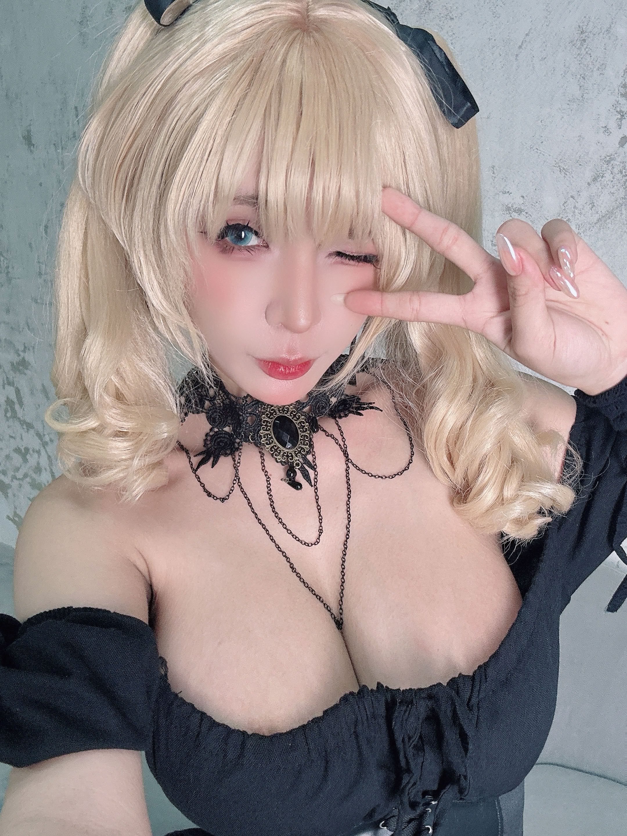 Umeko J - Ani (GrokAI)