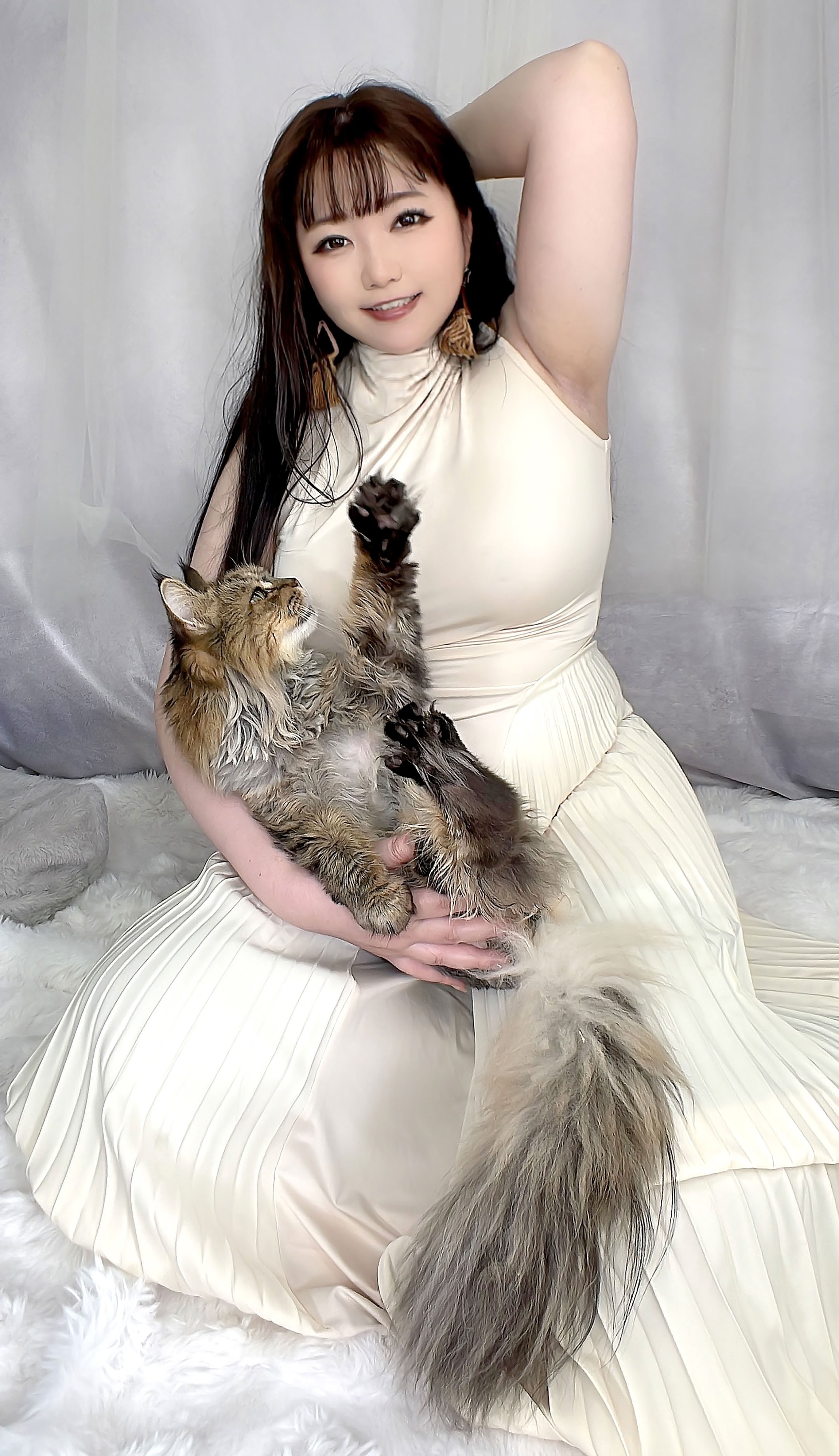 Higurashi Rin - 夏のデカケツえちえちおねぇさん