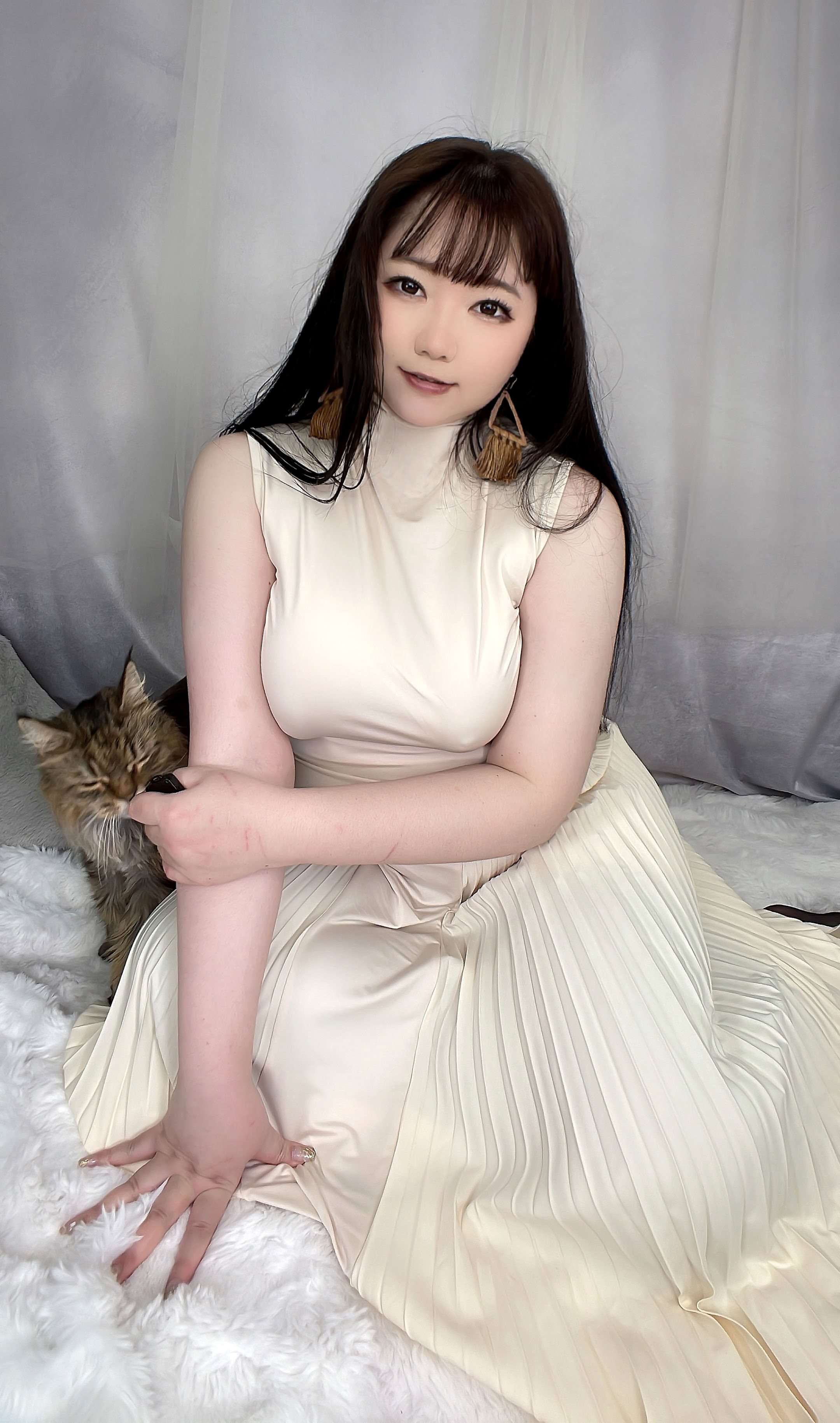 Higurashi Rin - 夏のデカケツえちえちおねぇさん