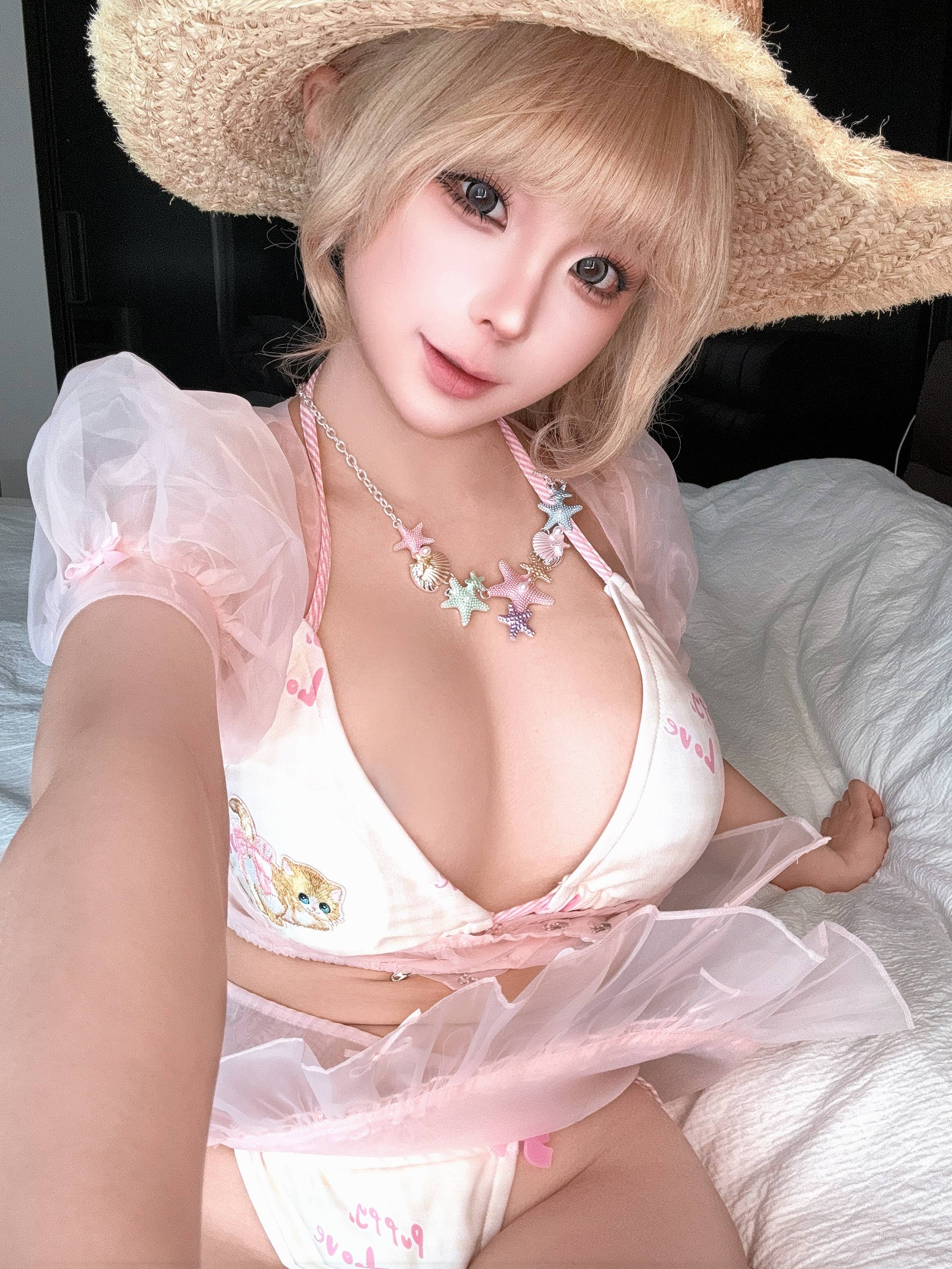 蠢沫沫 – 自拍3月 (4套)