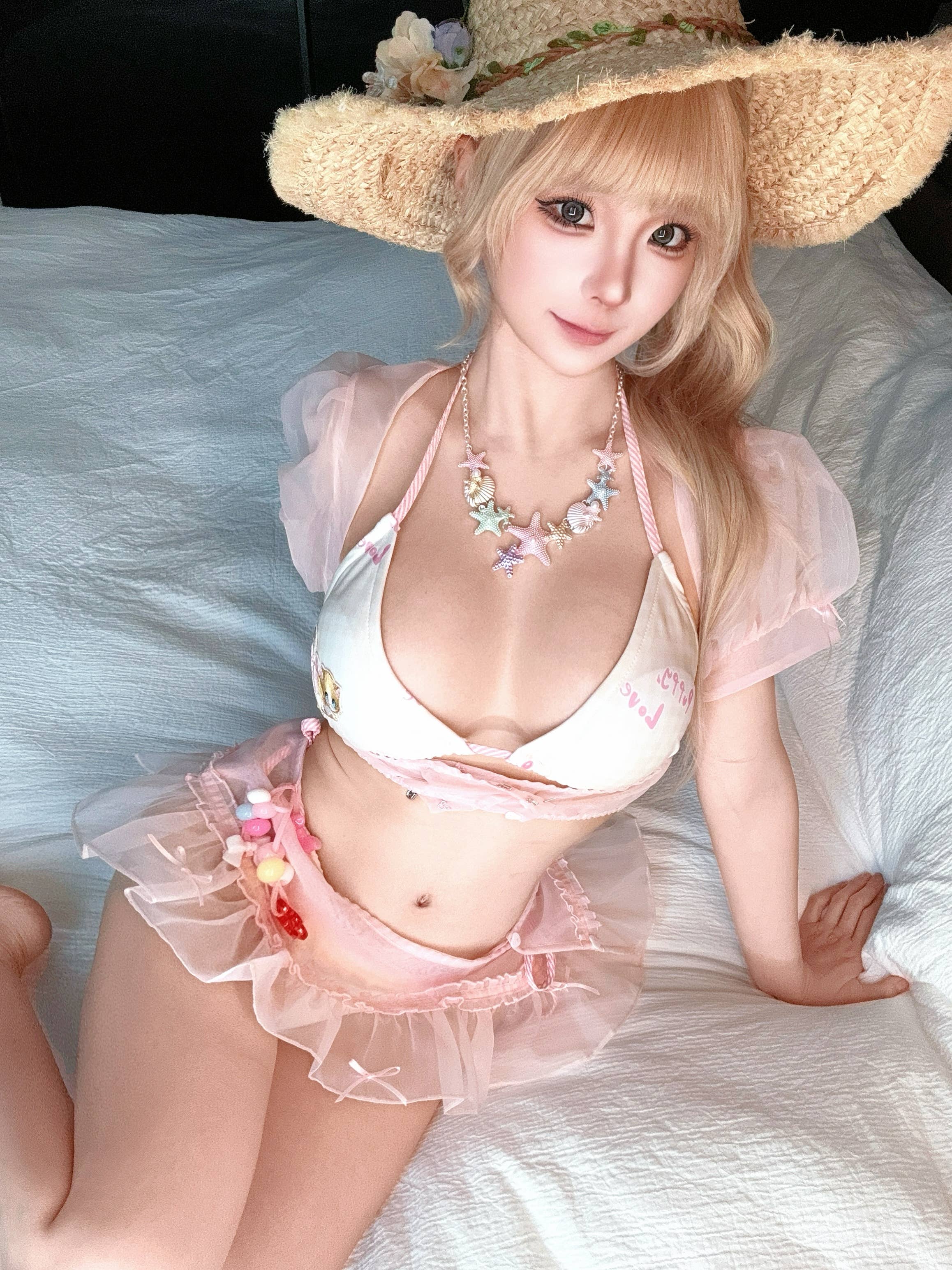 蠢沫沫 – 自拍3月 (4套)