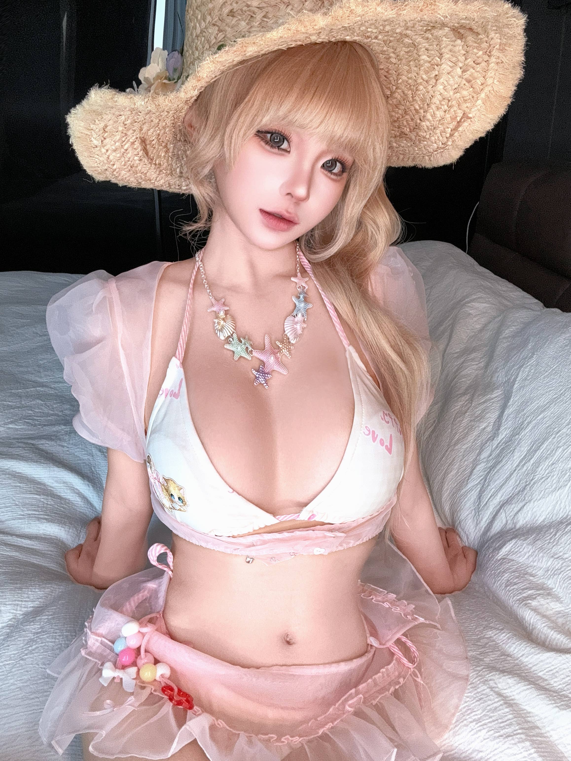 蠢沫沫 – 自拍3月 (4套)