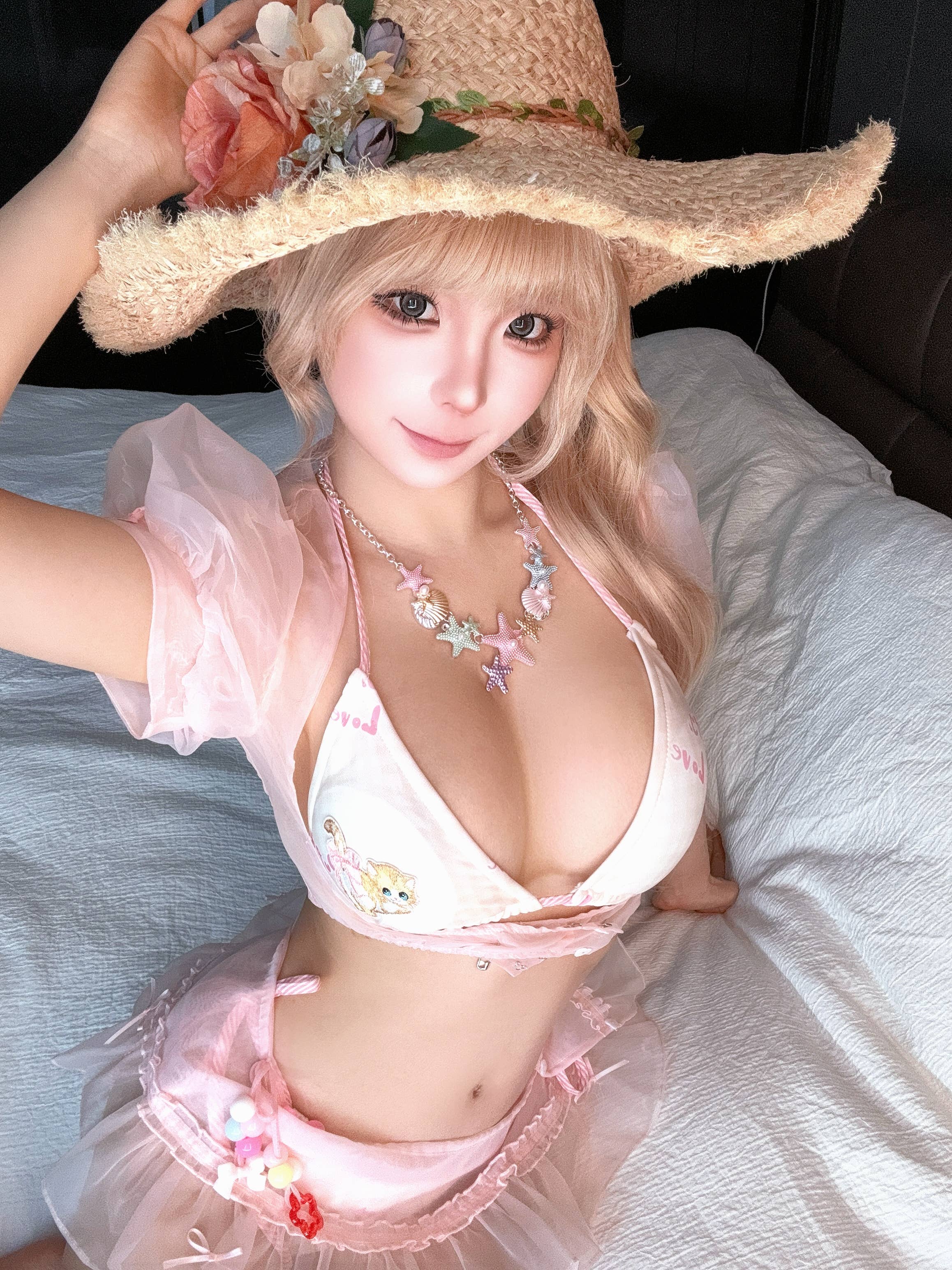 蠢沫沫 – 自拍3月 (4套)