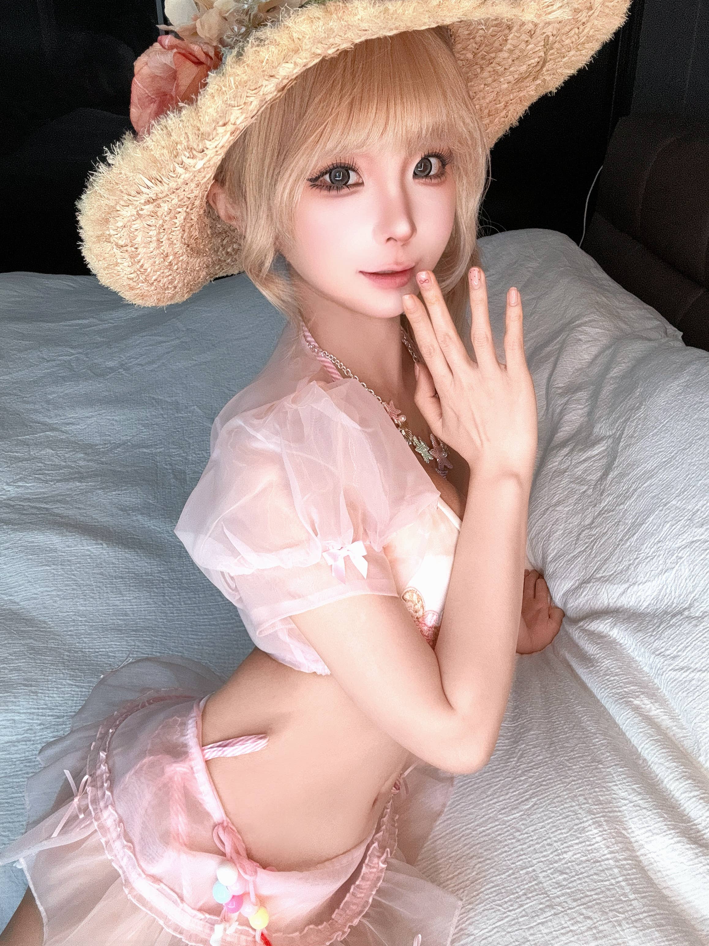 蠢沫沫 – 自拍3月 (4套)