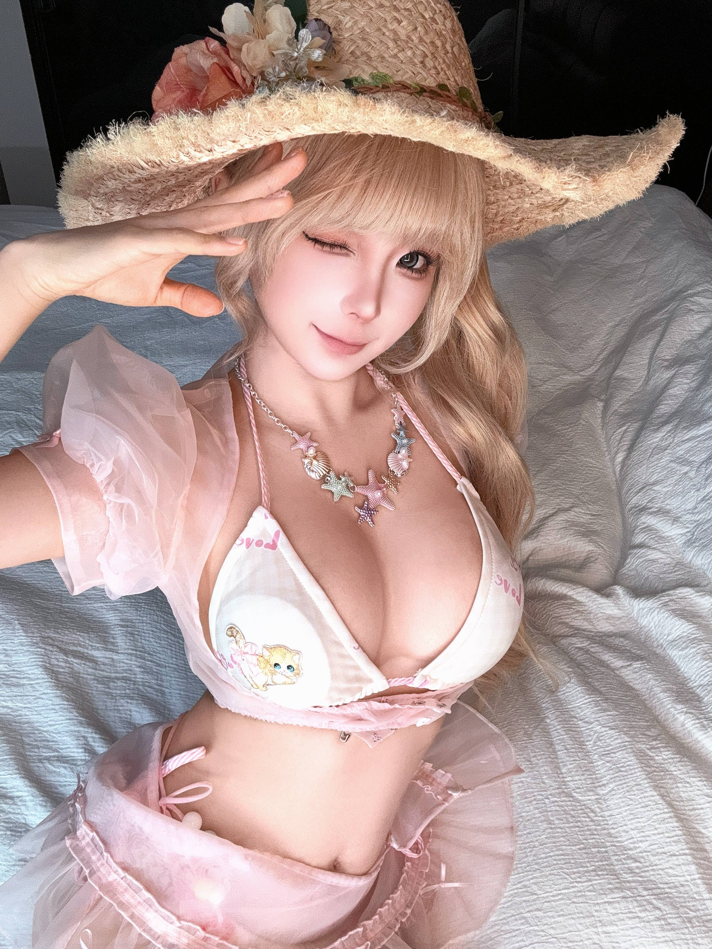 蠢沫沫 – 自拍3月 (4套)