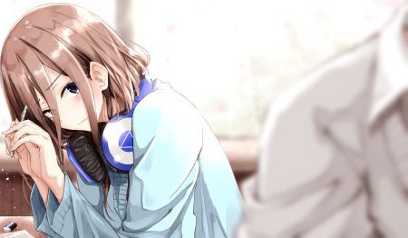 blue eyes brown hair close fuu (fuore) go-toubun no hanayome headphones long hair nakano miku