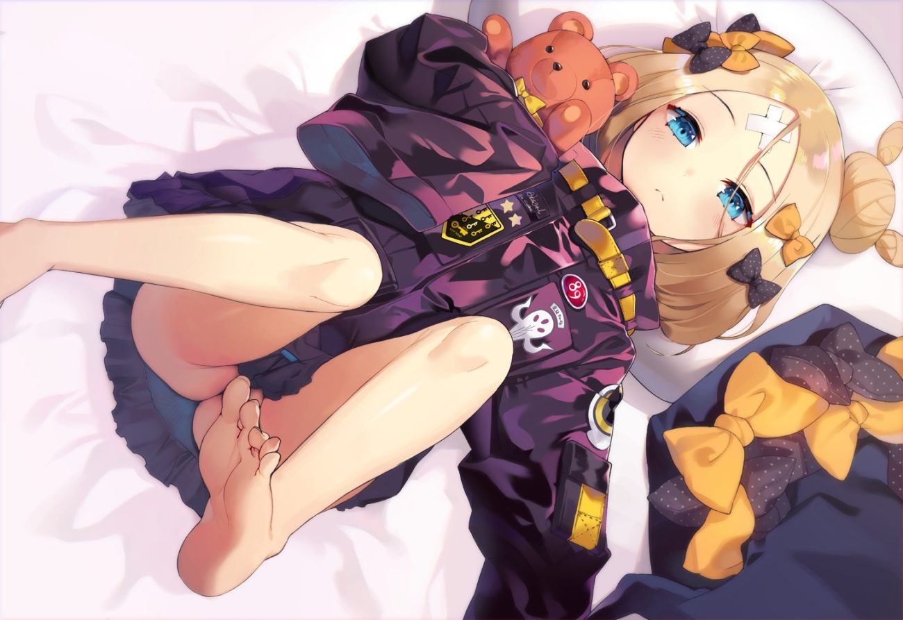 abigail williams (fate/grand order) aqua eyes bandage barefoot blonde hair bow fate/grand order fate (series) jehyun loli nopan teddy bear